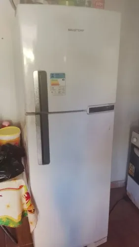 Geladeira Brastemp estava gelando normal porém parou