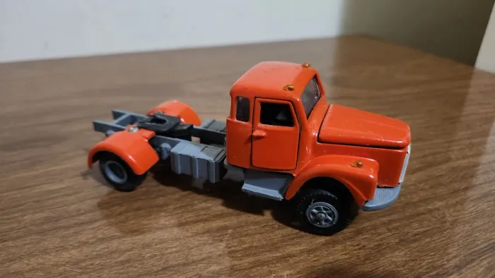 Miniatura Caminhão Scania 111 Jacaré  Arpra Escala 1/50