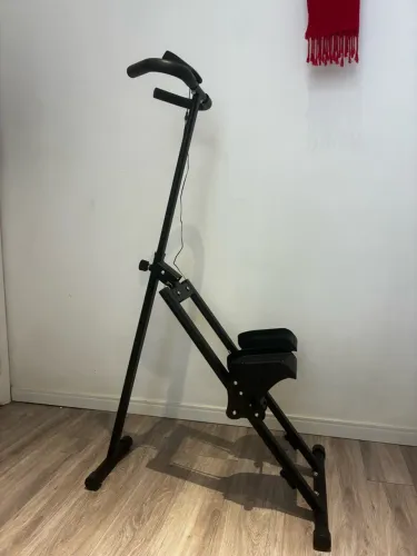 Escada Simuladora Dobrável com Contador de Calorias ? Nova