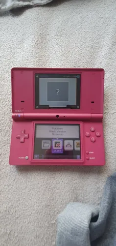 Nintendo DSi rosa desbloqueado