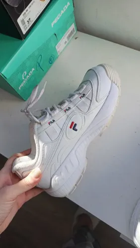 Tênis Fila feminino 