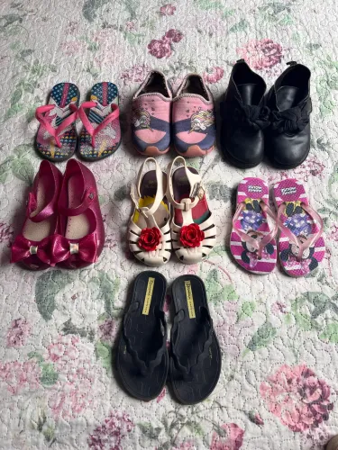Lote calçados 25 menina