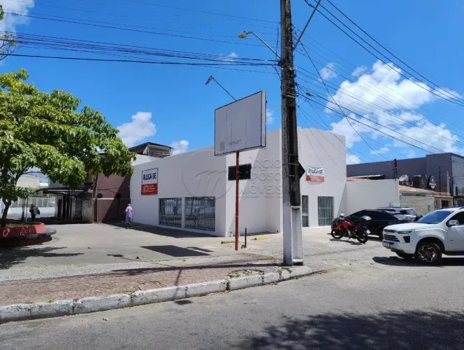 PONTO COMERCIAL - AV. AMÉLIA ROSA NA JATIÚCA