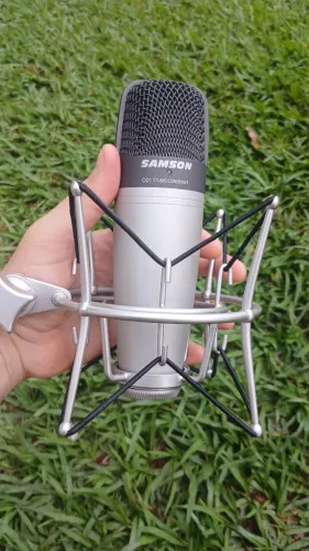 Microfone condensador Samson