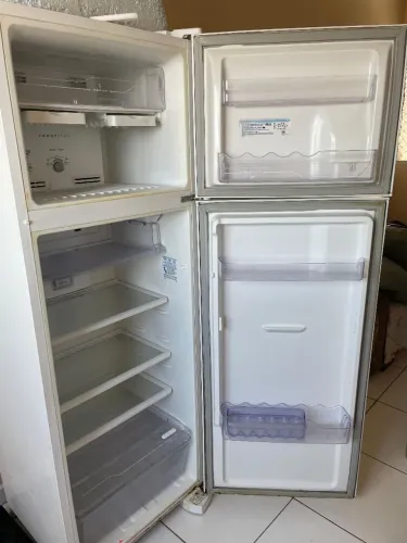 Geladeira Eletrolux