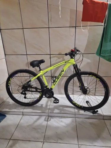 BIKE QUEEN 