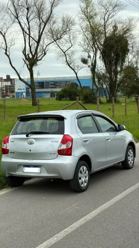 Toyota Etios XS 1.5 Flex 16V 5P Mec. 2015
