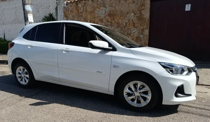 Chevrolet Onix PLUS LTZ 1.0 12V TB FLEX MEC. 4P 2020