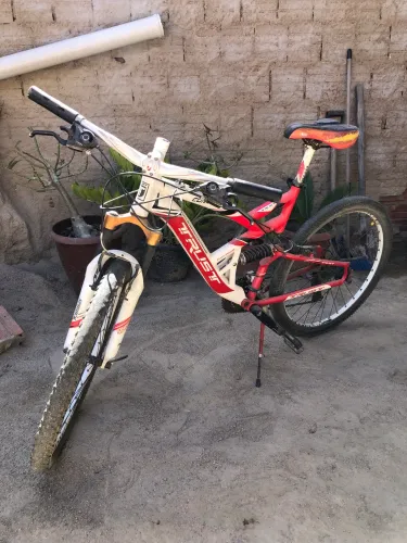 Bicicleta trust aro 26