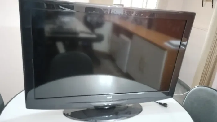 TV MONITOR AOC 32" REPARO