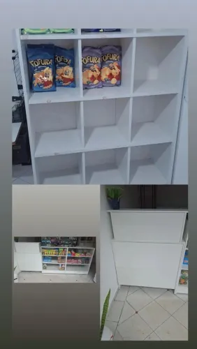 Balcão De vidro.Caixa e comeia caso interesse vendo separada as peças também.