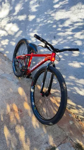 Nero 6 Tam. 15 Vermelho metálico