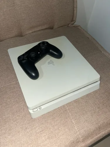 PS4 Slim Branco