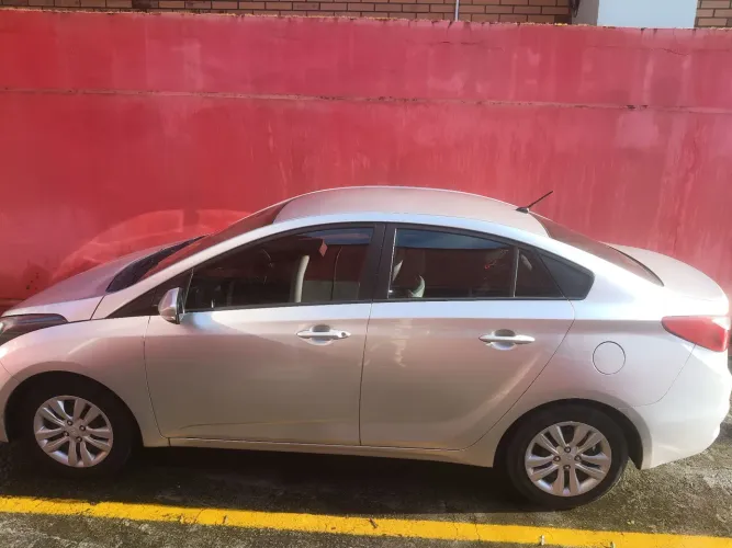 Hyundai HB20S C.plus/c.style1.0 Flex 12V Mec. 4P 2018