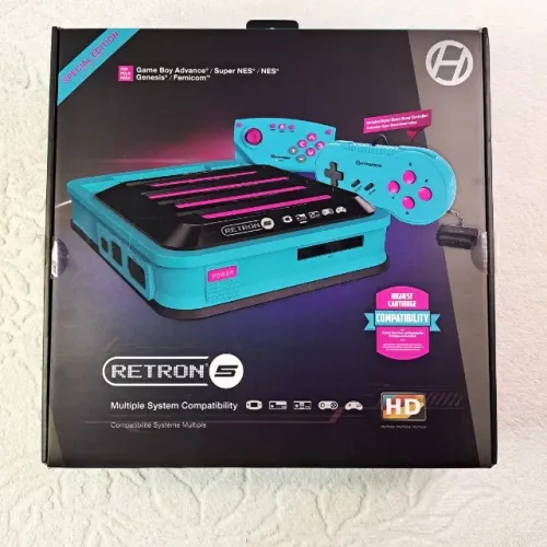 Console Hyperkin Retron 5 Novo - Roda Snes, Nes. Famicom, Gba, Gameboy e Mega Drive