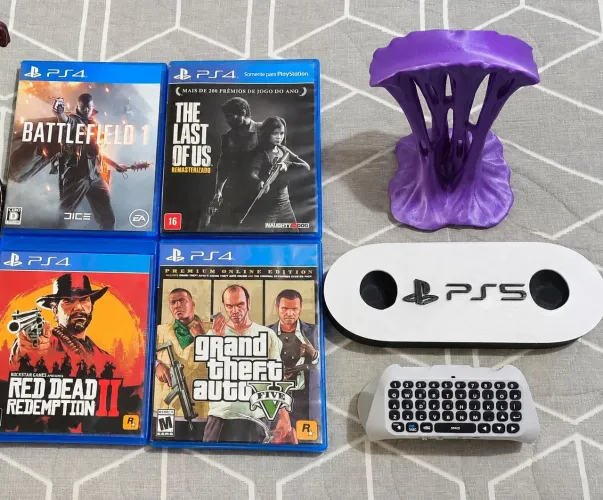 Jogos PlayStation 4 Play 4 e acessórios