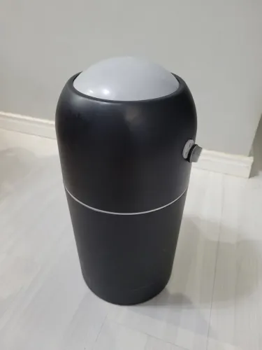 Lixeira anti odor preta (ler a descrição)