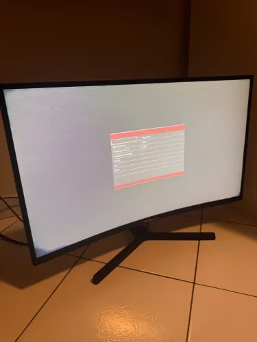 Monitor com defeito para retirar peças