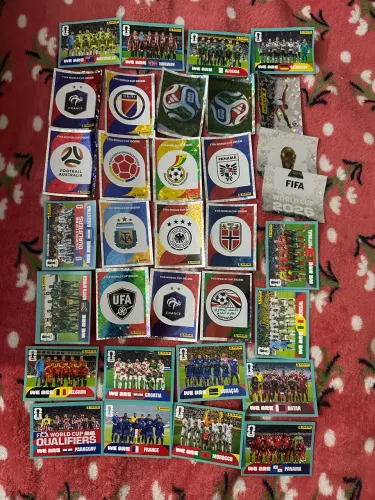 32 figurinhas sem repetir 