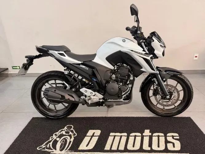 YAMAHA FZ25 FAZER ABS