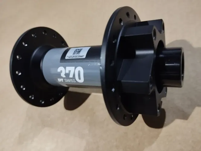Cubo dianteiro DT swiss 370 mtb