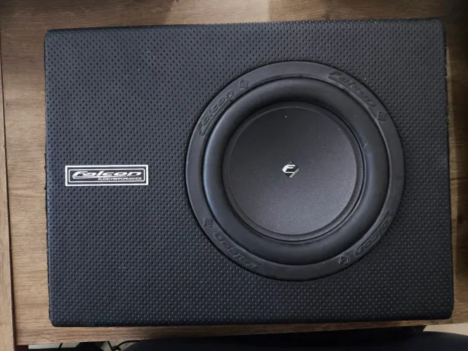 Caixa Amplificada slim Falcon Xs 400
