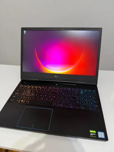 Notebook Dell G5 com 32 gb de Memória Ram + 2 tb de SSD + GTX 1660 Ti (6 gb dedicada)