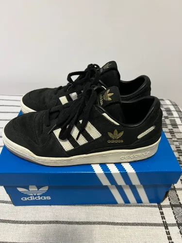 Tênis Adidas - Forum Low CL