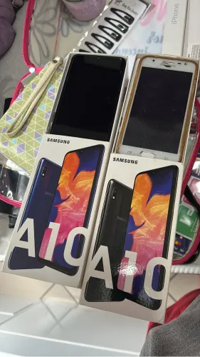 Celulares para quem quiser arrumar