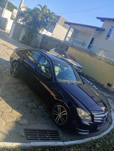 Mercedes-Benz C-180 CGI Touring 1.8 16V Aut. 2012