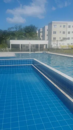 Divide _se apartamento, somente mulher