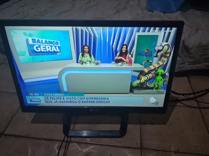 Monitor 21 polegadas