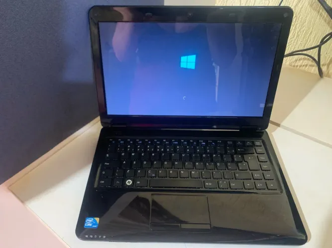 Vendo notebook funcionando tudo