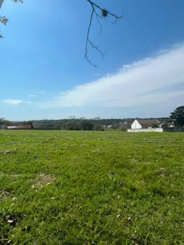 Terreno à venda, 1000 m² - Condomínio Saint Charbel - Araçoiaba da Serra/SP