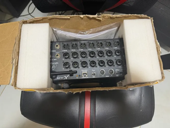 Mesa Digital XR18 Estado de Nova