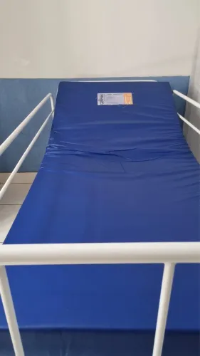 Cama hospitalar