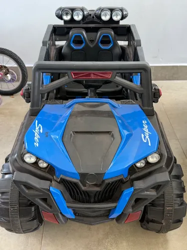 Carro elétrico infantil