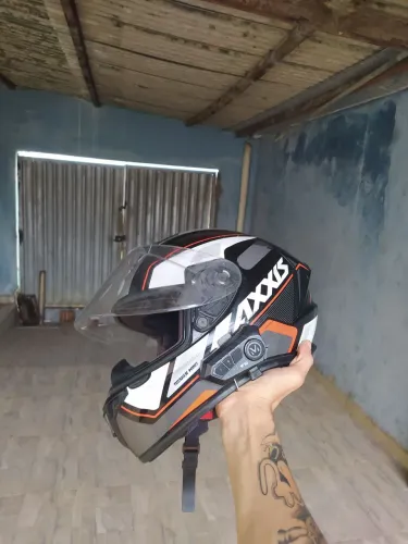 Capacete fechado axxis