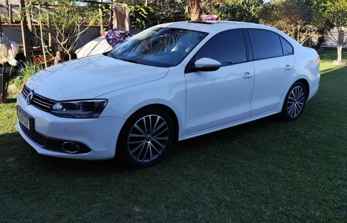 Mola esportiva dianteira Jetta comfortiline