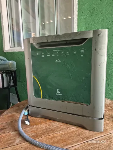 Lava louças Electrolux 