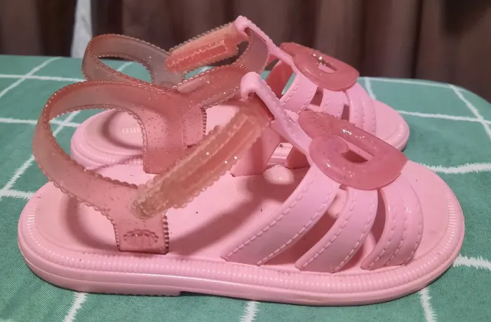 Chinelo  melissa 23/24