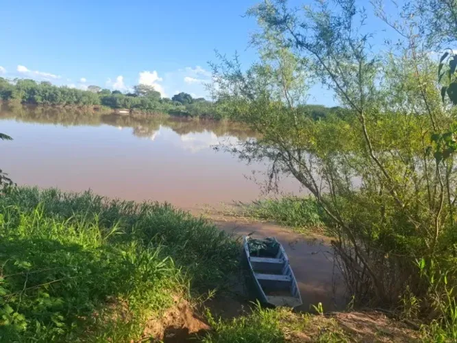 SÍTIO À VENDA ÀS MARGENS DO RIO SÃO FRANCISCO - 9 HECTARES