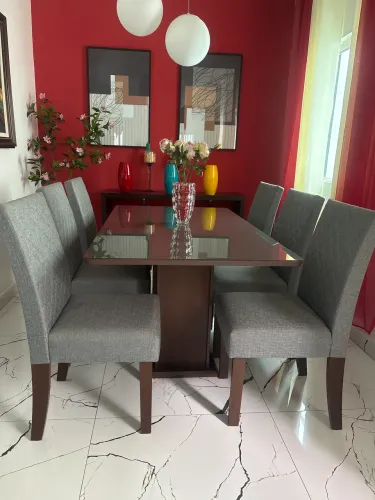 Mesa 6 cadeiras semi nova