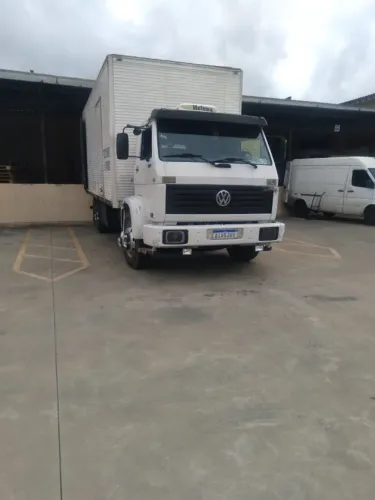 Caminhão Volkswagen 12140