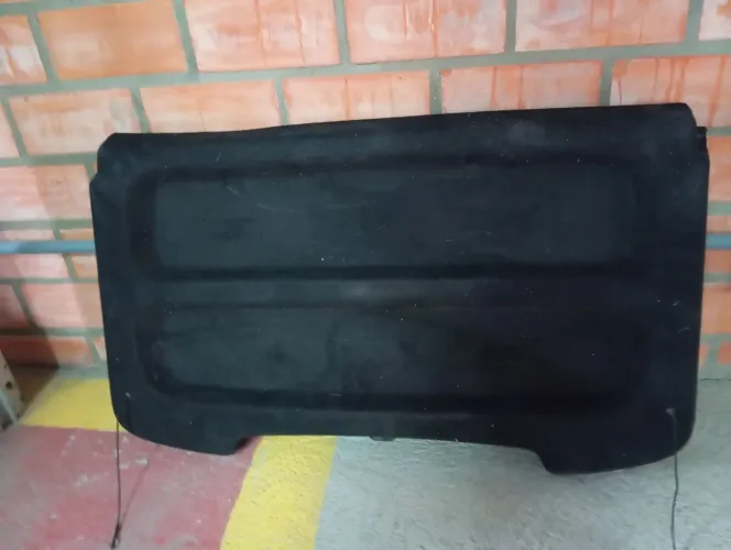 Tampão bagagito Renault Sandero 2015/2024