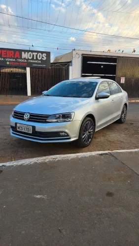Volkswagen Jetta Comfortline 1.4 TSI 16V 4P Aut. 2016
