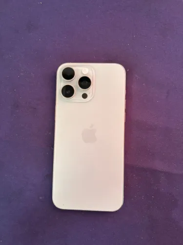 Vendo IPhone 15 Pro Max 256GB ( Usado 91% bateria ) 