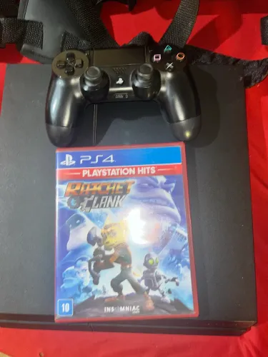 ? PS4 FAT 500 GB + 1 Controle + Jogo - Excelente Estado R$ 1.200 (negociável)