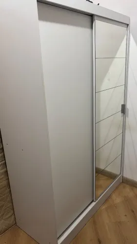 Guarda Roupa