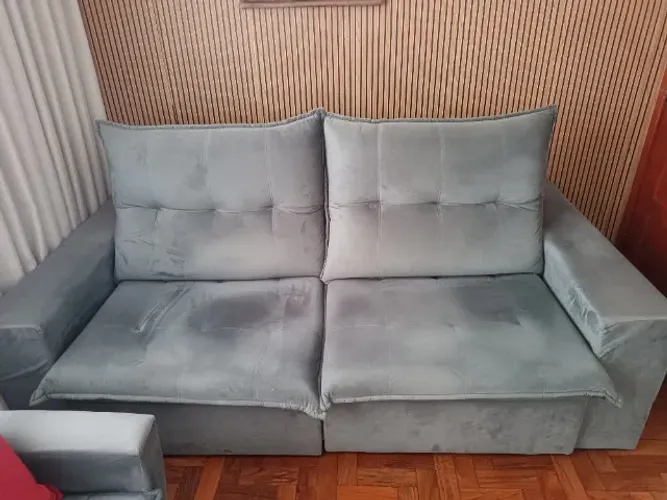 Sofá retrátil 2 lugares 2.10m